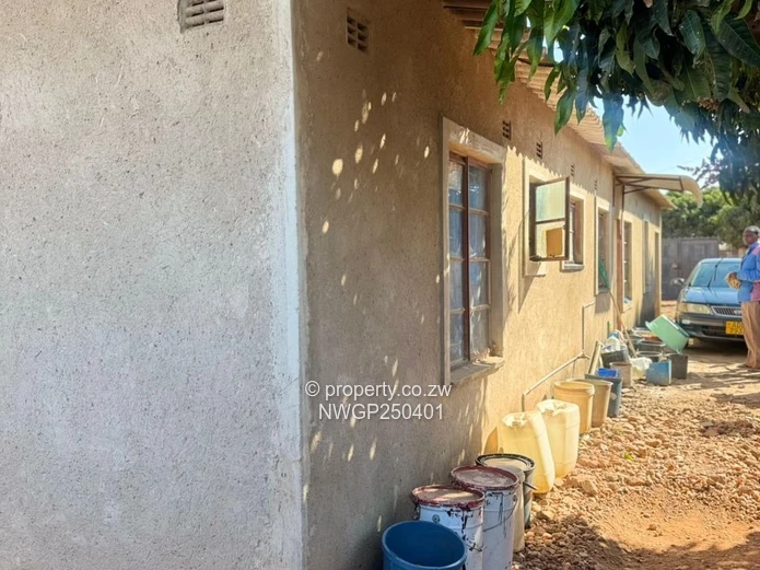 ?? For Sale | 4-Bedroom Family Home In Nketa 8 | $45,000