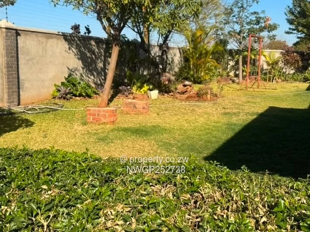 Exceptional Family Home with Cottage for Sale – Emhlangeni
