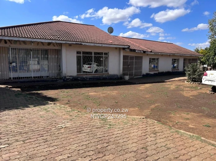 Investor’s Dream Fixer-Upper in Prime Woodlands, Bulawayo