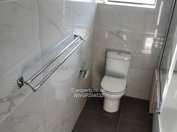 Hillside 3-Bed Townhouse Complex with Borehole