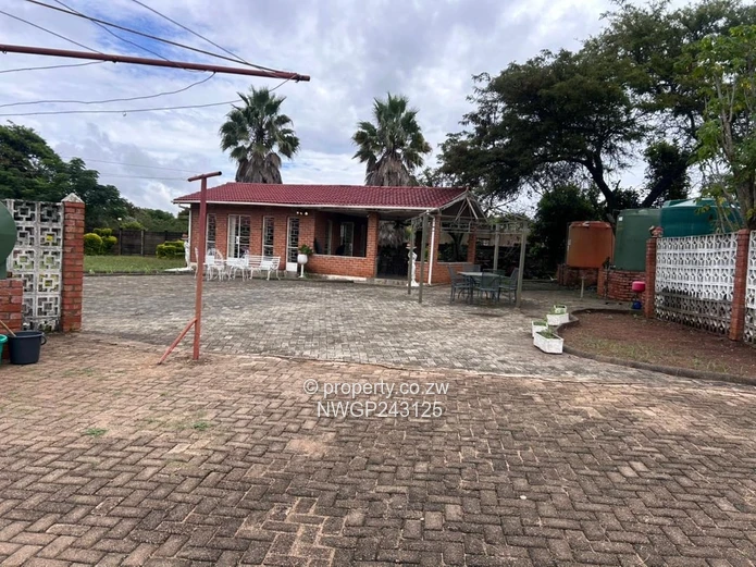 Luxury, Self-Sufficient Family Estate with Exceptional Amenities