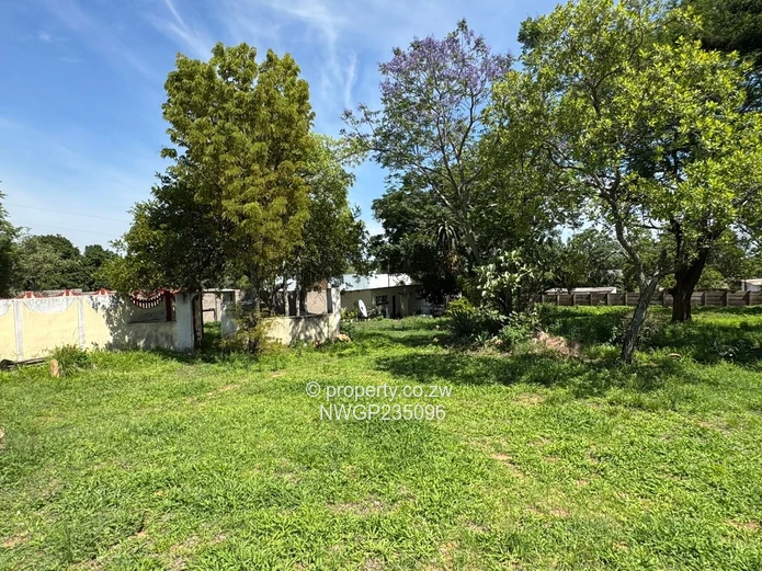 Don’t miss this rare Burnside opportunity!