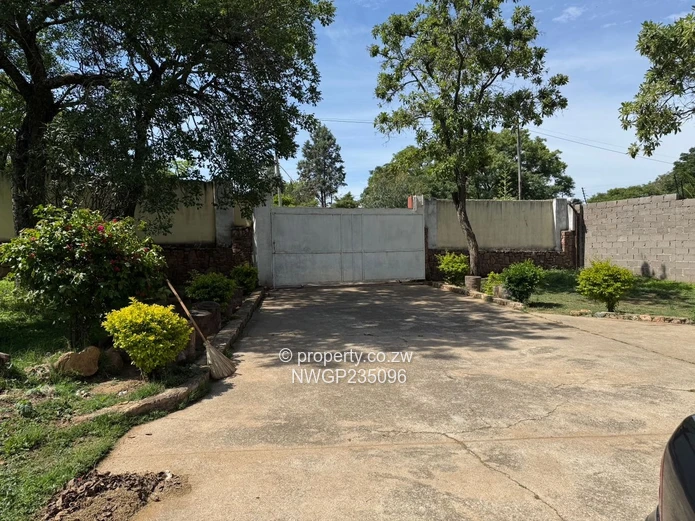 Don’t miss this rare Burnside opportunity!