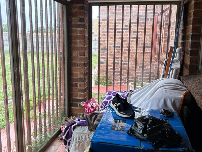 Incomplete Luxury Home for Sale – Spacious Property with Cottage & Borehole