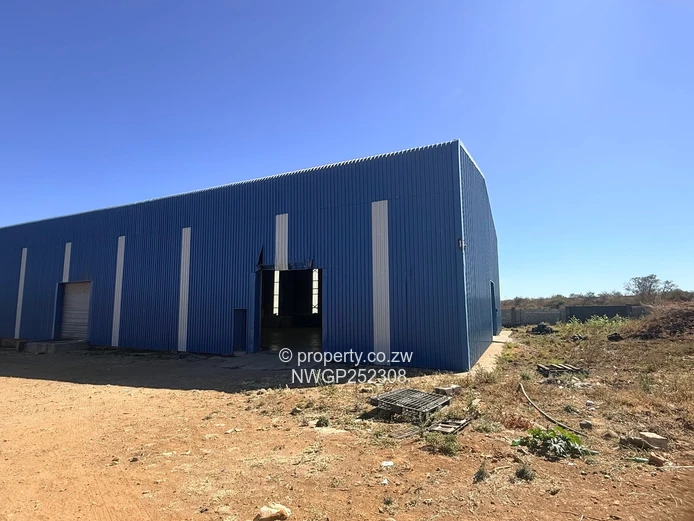 Donnington West: 9,402m² Industrial with 800m² Blue Warehouse & Borehole