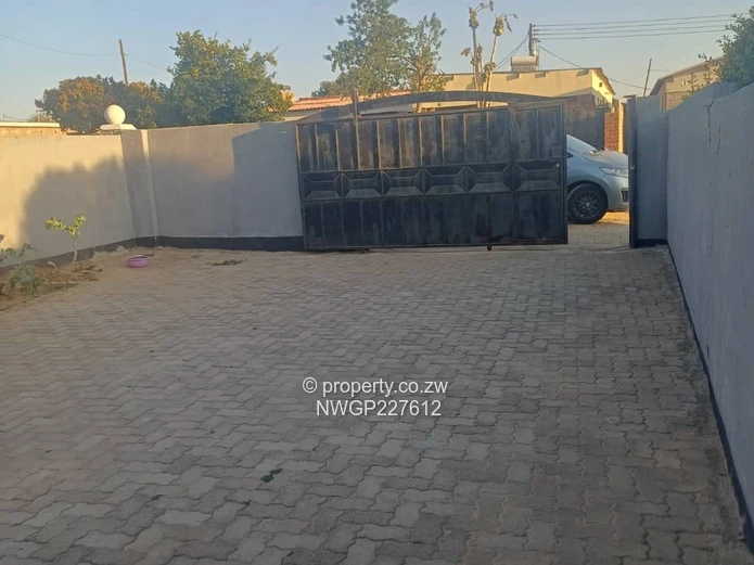 Charming 2-Bedroom Home in Pumula South, Bulawayo for Sale!