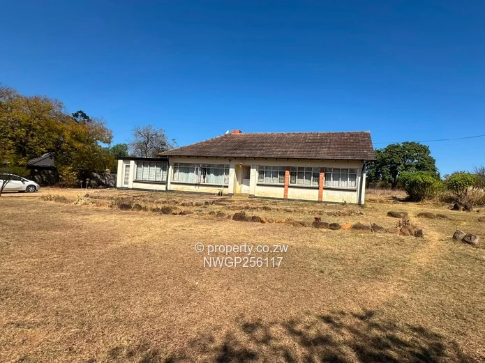 Spacious 4,823m² Stand with 3-Bed Cottage in Waterford