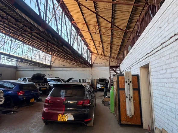 Warehouse & Factory