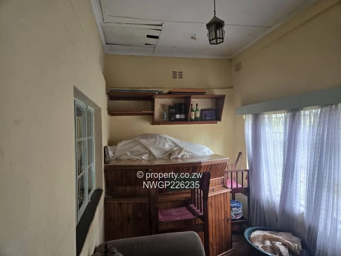Spacious 4-Bedroom Home with Borehole in Riverside North, Bulawayo