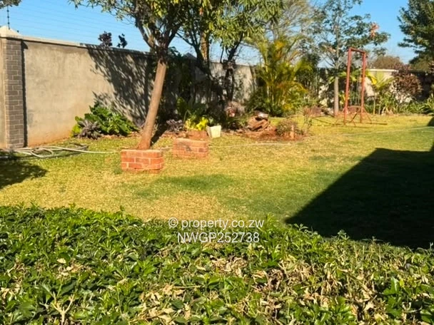 Exceptional Family Home with Cottage for Sale – Emhlangeni