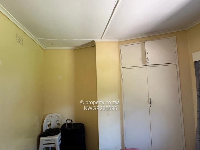 Don’t miss this rare Burnside opportunity!